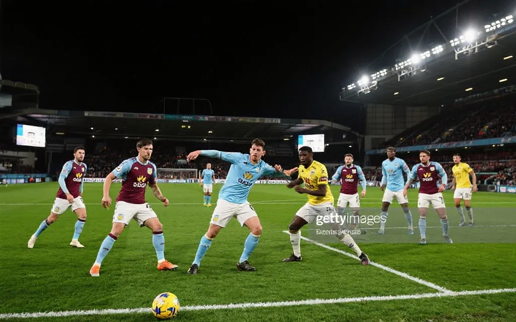 英伦劲旅欧洲赛场激战，积分如潮水起落难测